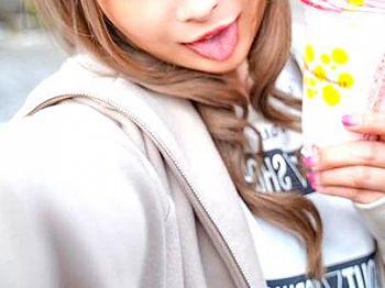 [エロ]＜マジミラ号＞「このＧＡＬ・・ケツ、いいね！！」彼持ちの女子大生ゲッツ！マジミラ号でハメ撮りネトラレｓｅｘに！