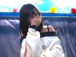 [女子大生]「もうムリ！イっちゃうー！」がマシンバイブで大量潮吹き！イッても無視の追撃ピストンでイキ地獄にされてNTR