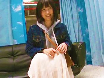 [マジミラ号]＜マジミラ号＞無毛のロリ彼女が「潮吹き我慢できれば謝礼獲得！」に参加して撃沈！ゴム無し膣内射精される彼女ｗ＜素人NTR映像＞