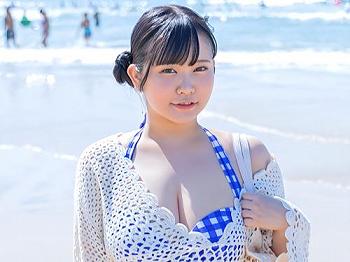 [マジミラ号]【素人ナンパ】えぇ‥これなんかちっちゃくない!?小部屋で着替えたぽっちゃりデカ尻お姉さんがリア充グループの男友達とSEX