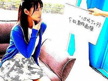 [無料エロ動画]＜素人ナンパ！＞アヒル顔・・・マニア集合！美人女子大生がＭＭ号乗車！質問中デカちんぽ入れられる！！！