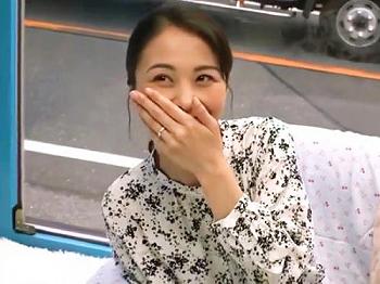 [マジミラ号]【マジミラ号】スリムな女子を人妻ナンパ！「夫より気持ちイイ///」激シコな美魔女の寝取られ中出しｗ【素人エロ動画】