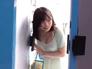 [マジミラ号]海水浴場でナンパしてきた脱ぐとスゴいビキニ巨乳娘に童貞君の初めての相手になってもらう！優しい水着娘が赤面筆おろしセックス