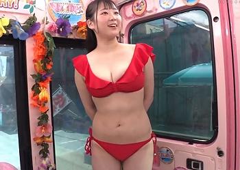 [ずらしハメ]【女子大生マジックミラー】すんごいボインのJD発見！ミラー車両に連れ込まれて揉まれ感じて即パコ