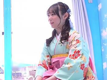 [NTR]【素人ナンパ】セッ…クスしないと!?私出来ないよ…７年付き合った彼氏と月末に結婚するという清楚系JDお姉さんが袴を着衣の