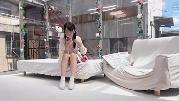 [企画]【マジミラ号】街で見つけた素人女子大生を即ハメ！マジミラ号の中で、通行人に見られている興奮と共に快楽へ堕ちる。